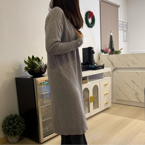 Aritzia Wilfred XS long Cardigan Sweater Grey - Picture 15 of 15